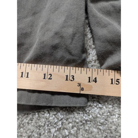 Eddie Bauer Cargo Shorts Mens 42 Green 5 Pocket Relaxed Fit Solid Baggy - Picture 4 of 5